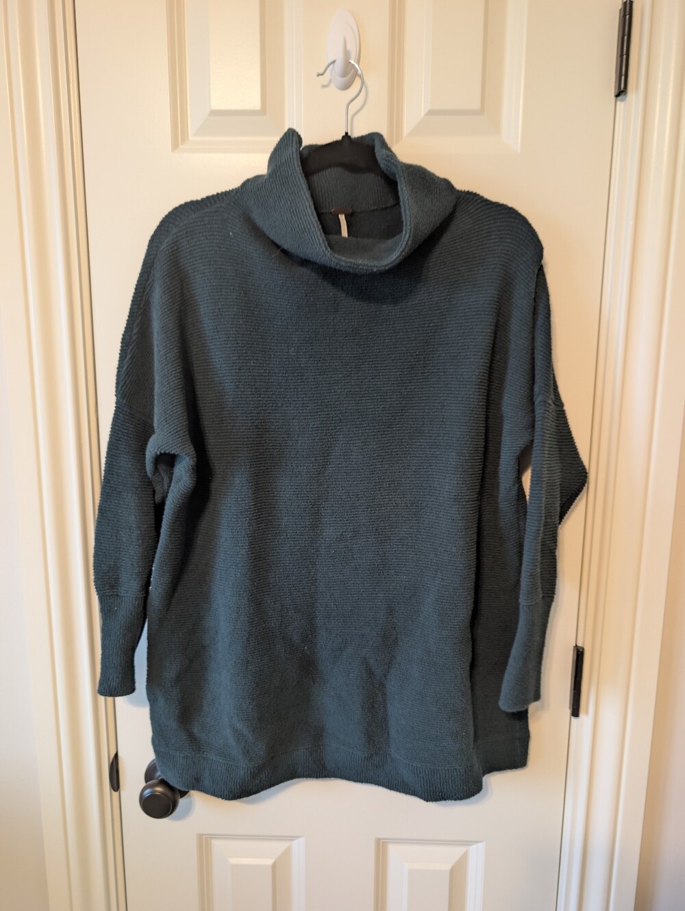Free People Hunter Green Oversized Cowl Neck Sweater – XS